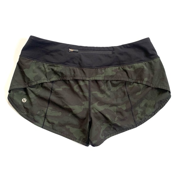 EUC LULULEMON SPEED UP SHORTS 2.5” CAMO GATOR GREEN/BLACK. Sz 8 - Picture 4 of 11
